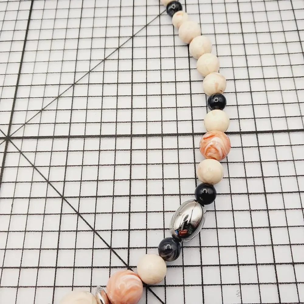 Necklace Bead VTG 24
